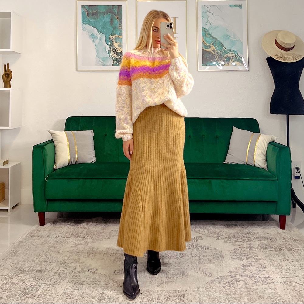 Rose Carmine Doudou Kid Mohair Open Front Sweater - Neutrals Knitwear - Picture 7 of 17